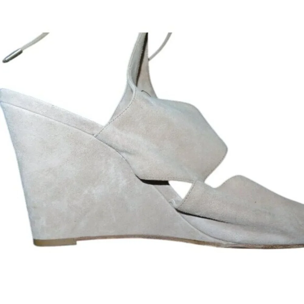 Aquazzura Firenze Sexy Thing Nude Suede Cut Out Slingback Wedges size 39.5 9.5